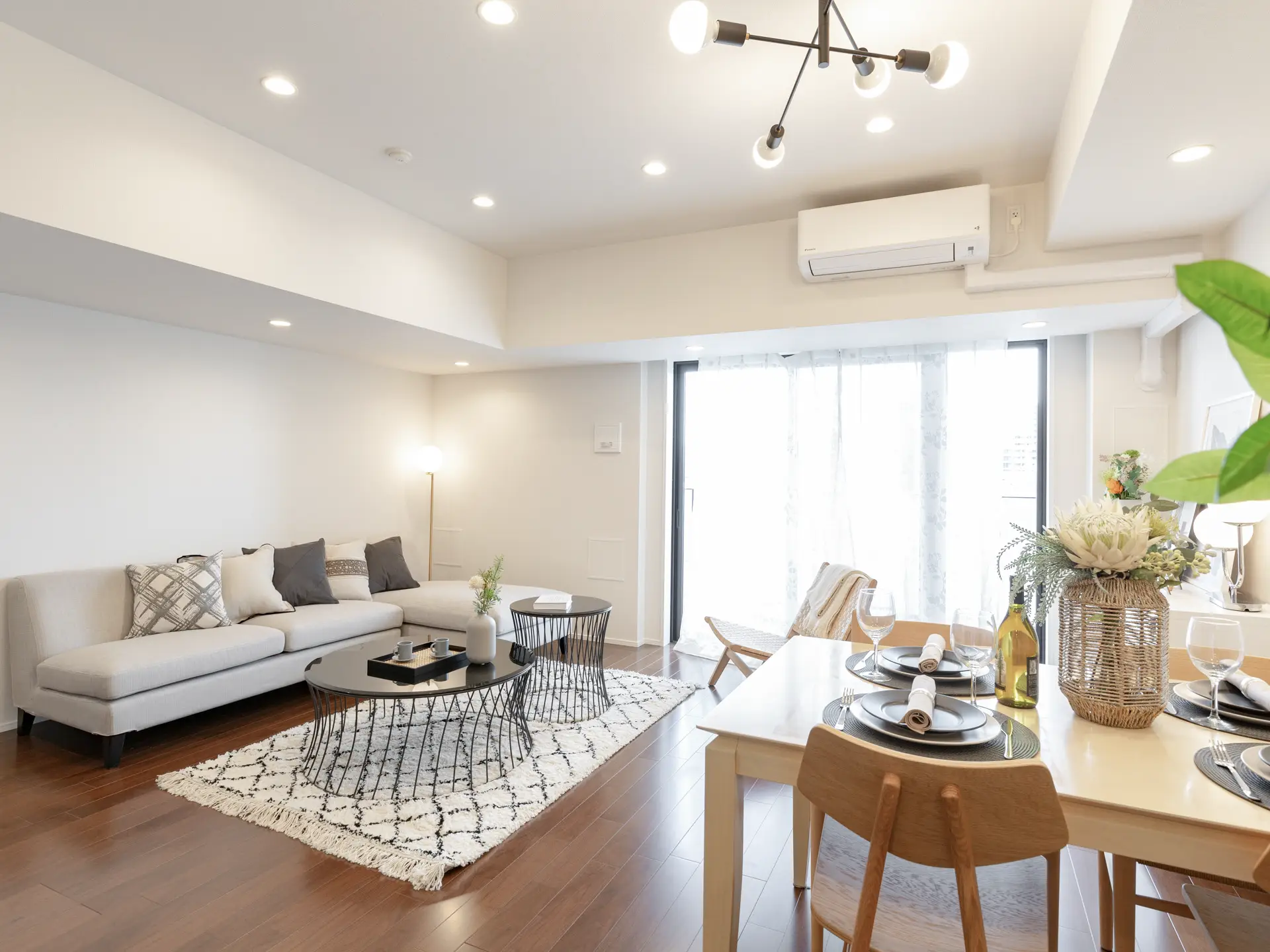 家具ありのお部屋(CG)