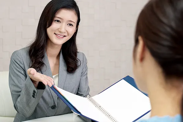 不動産・建物構造・保険に精通した専門スタッフイメージ