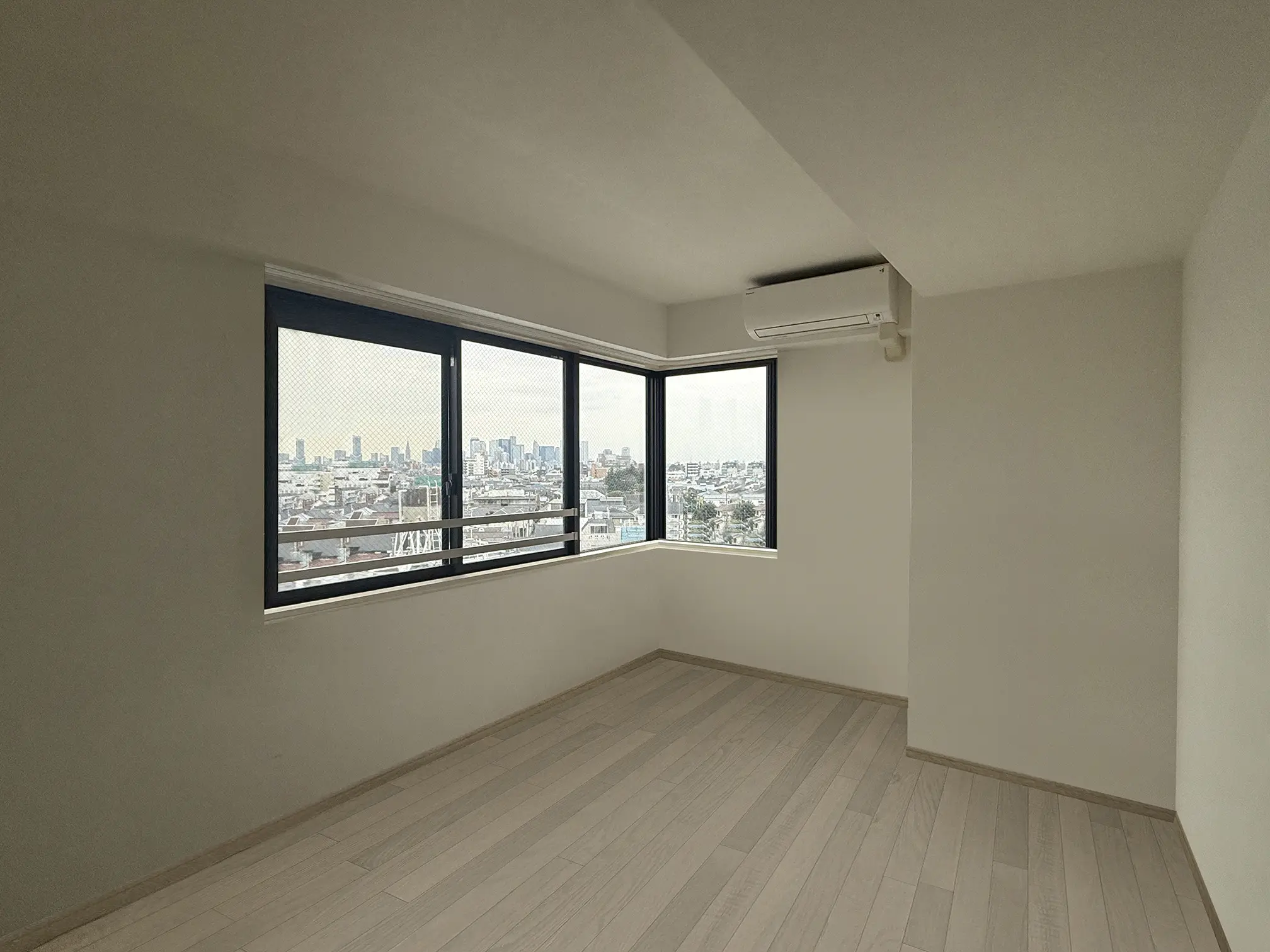 家具なしのお部屋(CG)