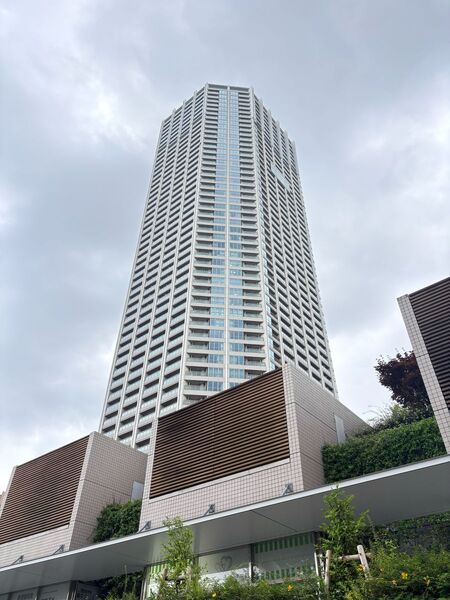 富久クロスコンフォートタワー