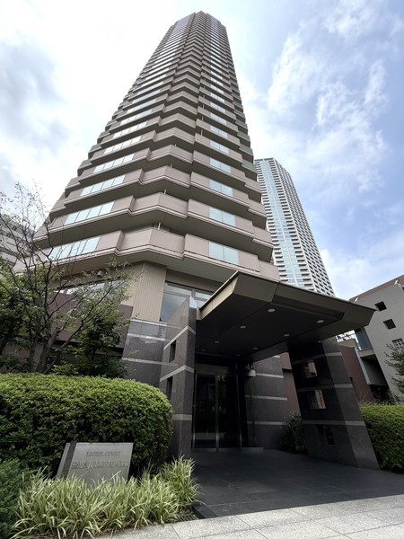 ローレルコート新宿タワー