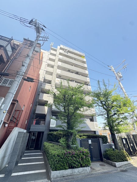 エクセルシオール新宿西戸山の外観