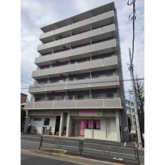 スコラタワーの外観