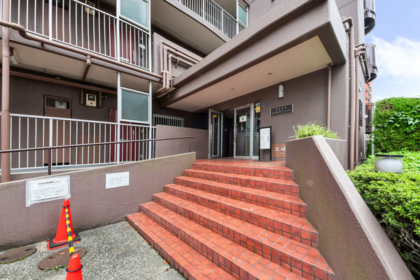 031