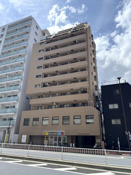 ライオンズマンション市谷薬王寺の外観