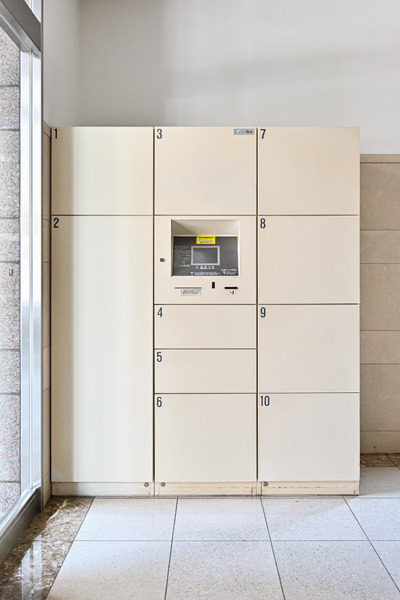 039