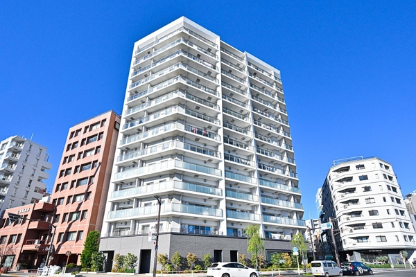 ザ・パークハウス東日本橋の外観