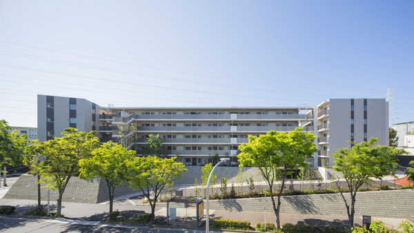 ザ・パークハウス横浜港南台