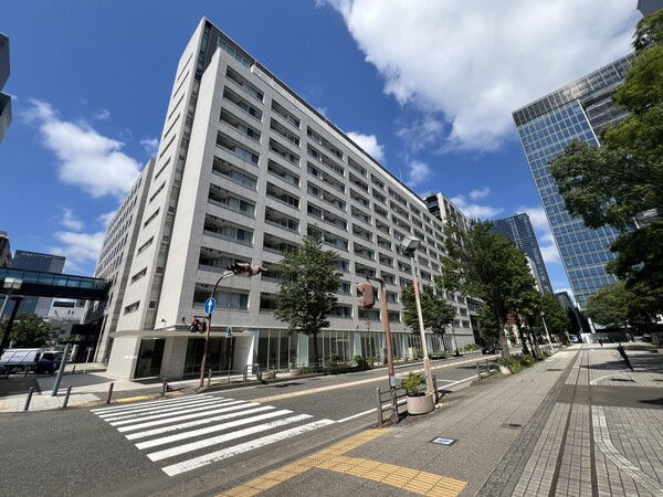 ルネ・ブランシュ横浜海岸通りの外観