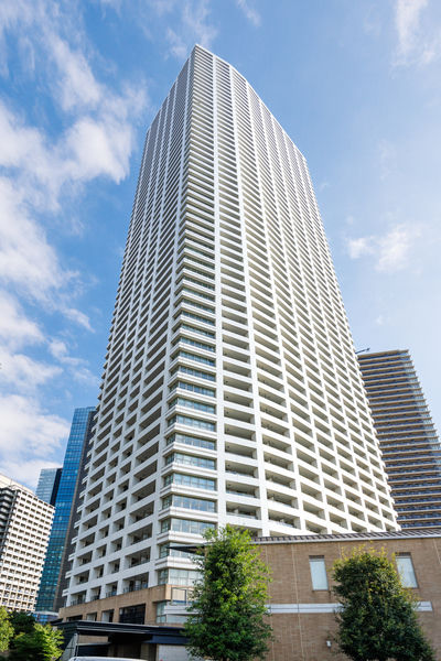 ザ・パークハウス西新宿タワー60の外観