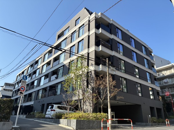 ブランズ神楽坂