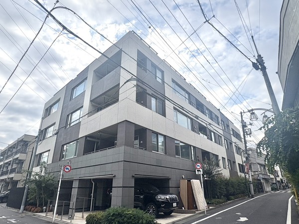 イニシアイオ杉並和泉
