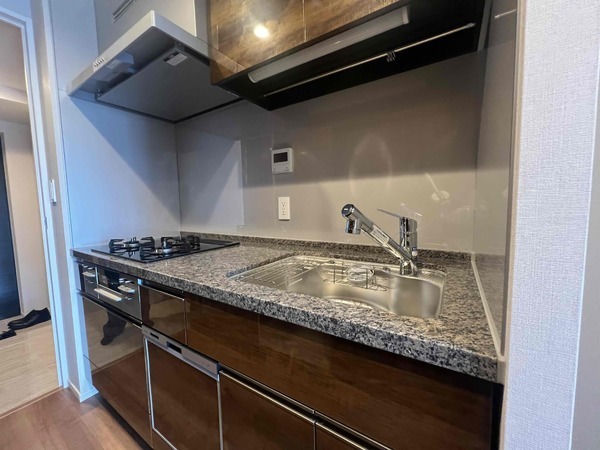023