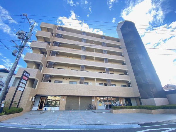 ロイヤルパレス廿日市本町の外観