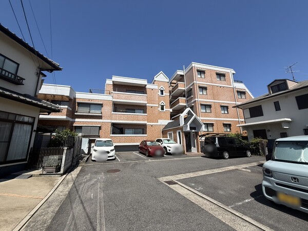 もみじマンション柳ケ丘の外観