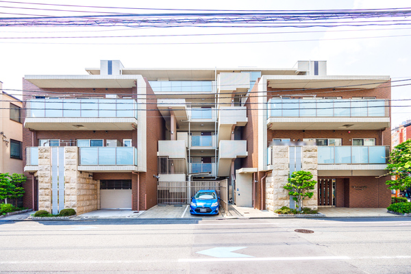 ミオカステーロ梅屋敷