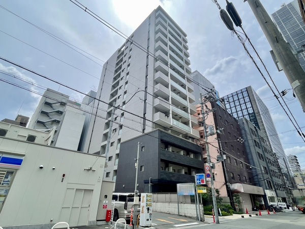 エスリード心斎橋ラグジェの外観