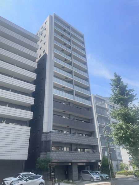 プレサンスロジェ丸の内の外観