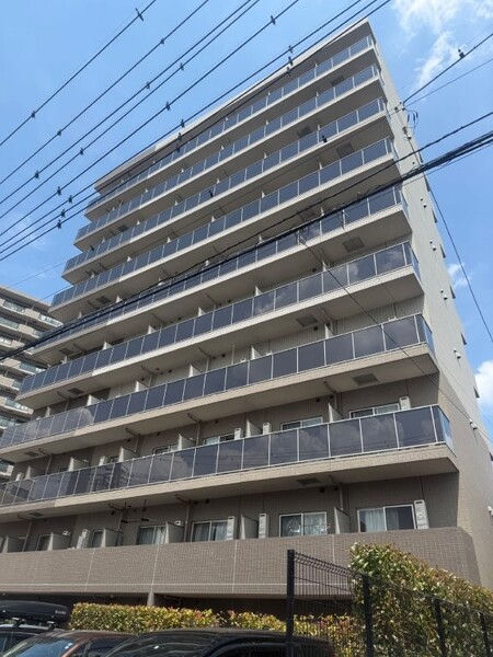 グランヴァンプレミアム川口の外観