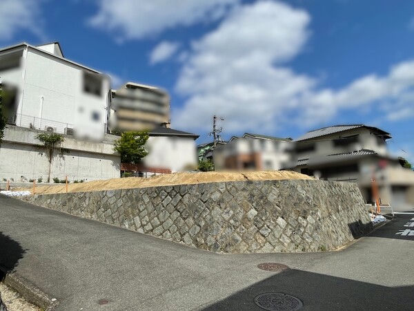 017