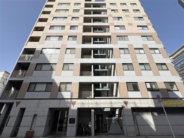 ベル・アーバニティ同心