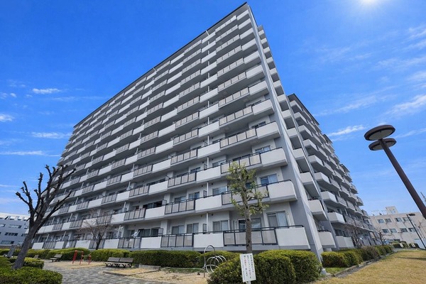 シティハイツねやがわII番館の外観