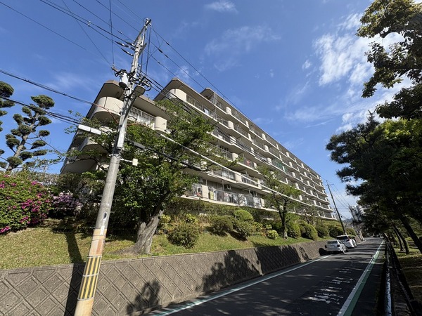 日商岩井香里ヶ丘マンション