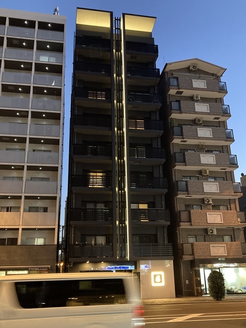 アプリーレ大阪城北の外観