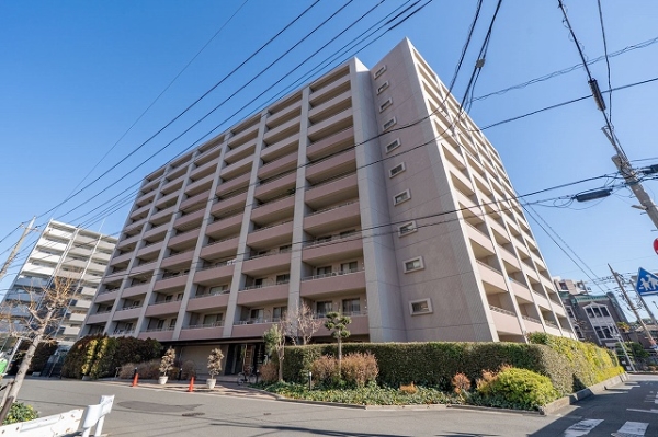 グランレーヴ川口