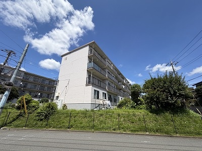 長津田団地16号棟