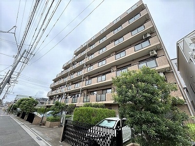 セザール浦和領家
