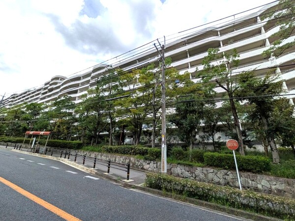 阪急逆瀬台アヴェルデ弐番館