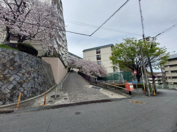 コボリマンション夙川老松台A棟