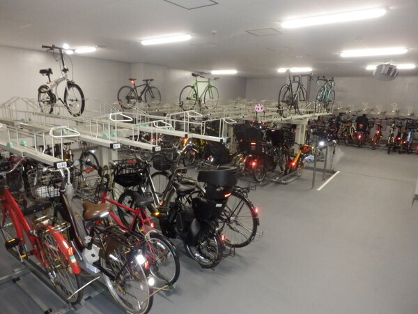 033