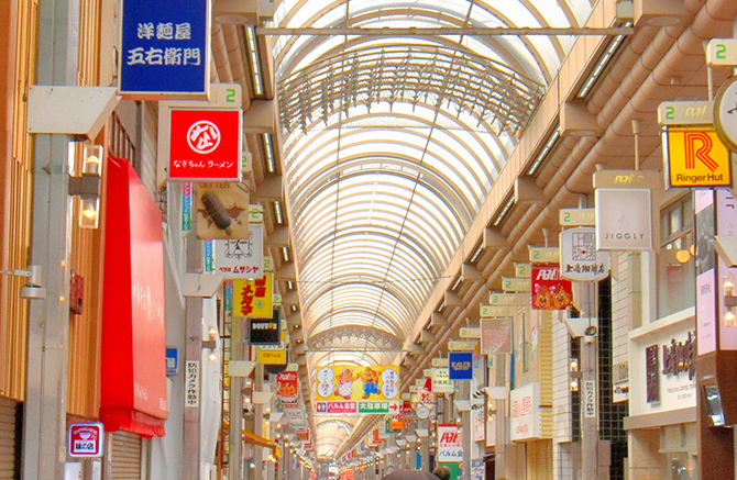 武蔵小山商店街パルムのアーケード