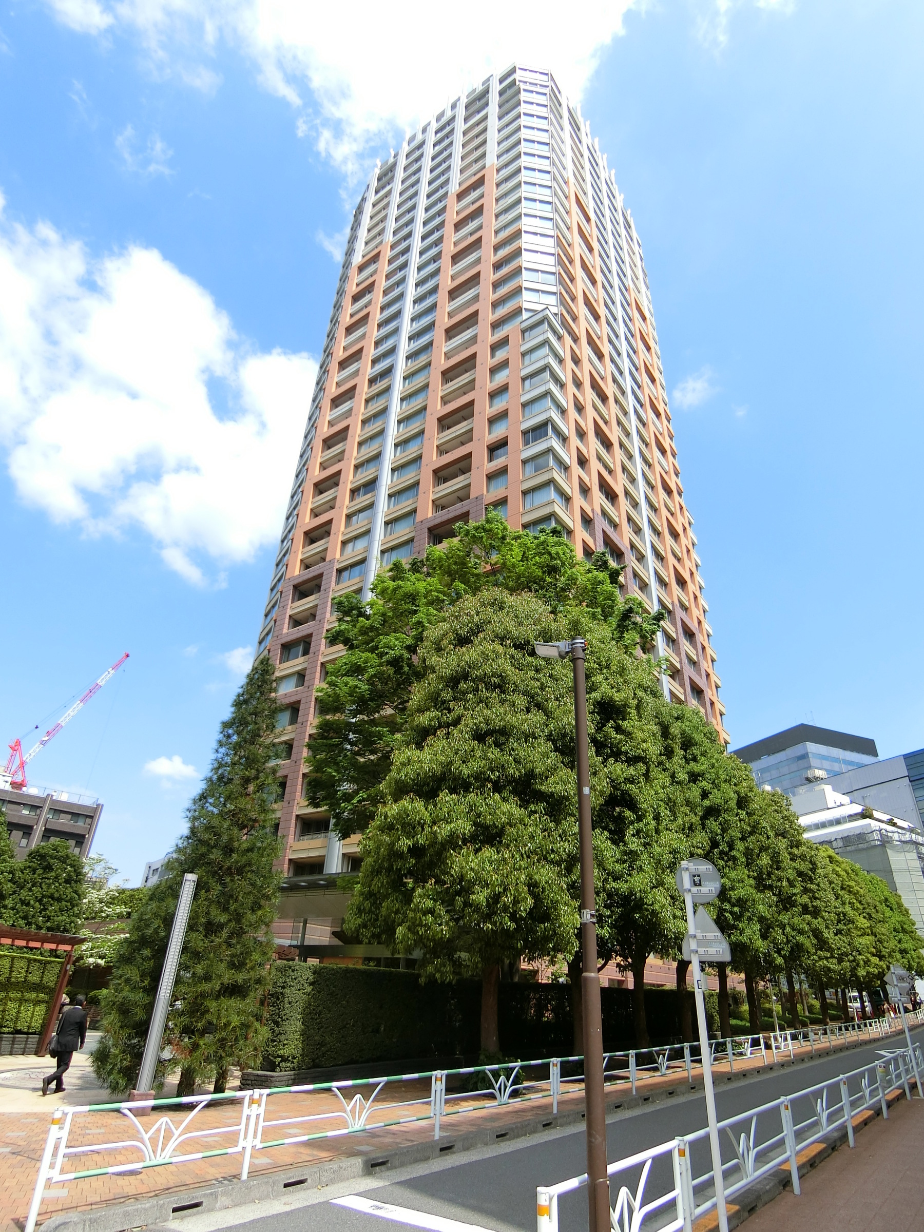 青山パークタワー-0-0