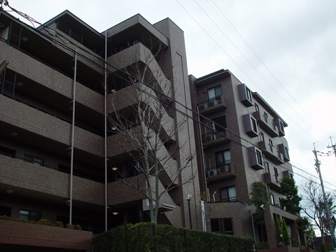 ステイツ枚方椋の木が見える丘-h