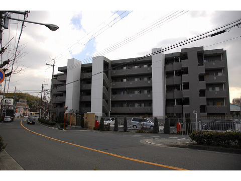 ヒルズ豊中桃山台サニーコート-h