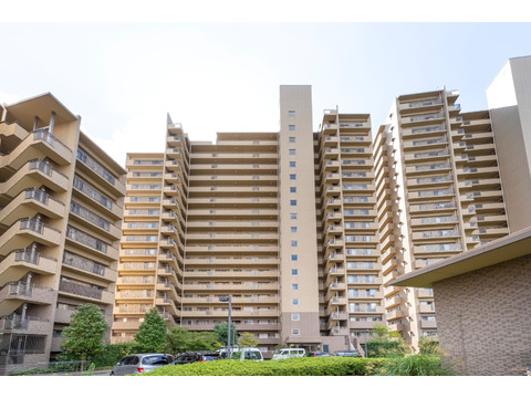 新千里桜ヶ丘メゾンシティ四番館-h