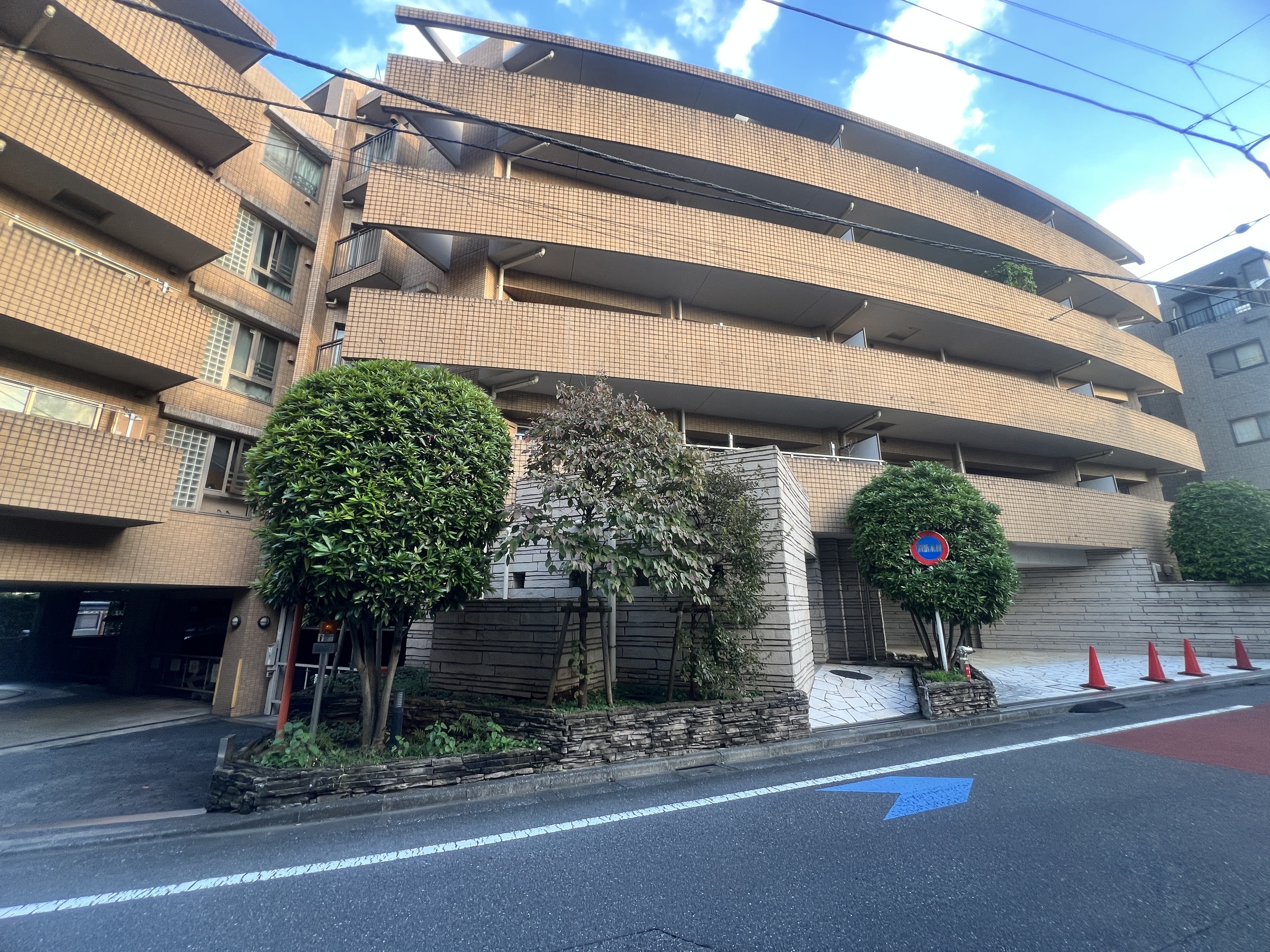 ファルティールアトラス上荻二丁目-h
