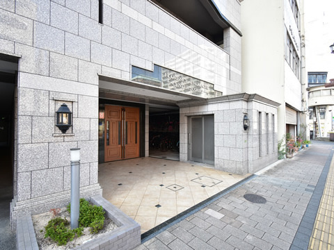 フローレンス榎町センターコート-h