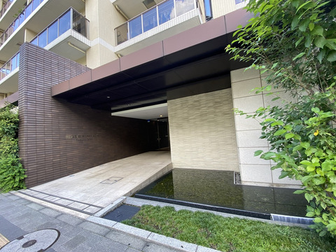 レアシス国立大学通り-h