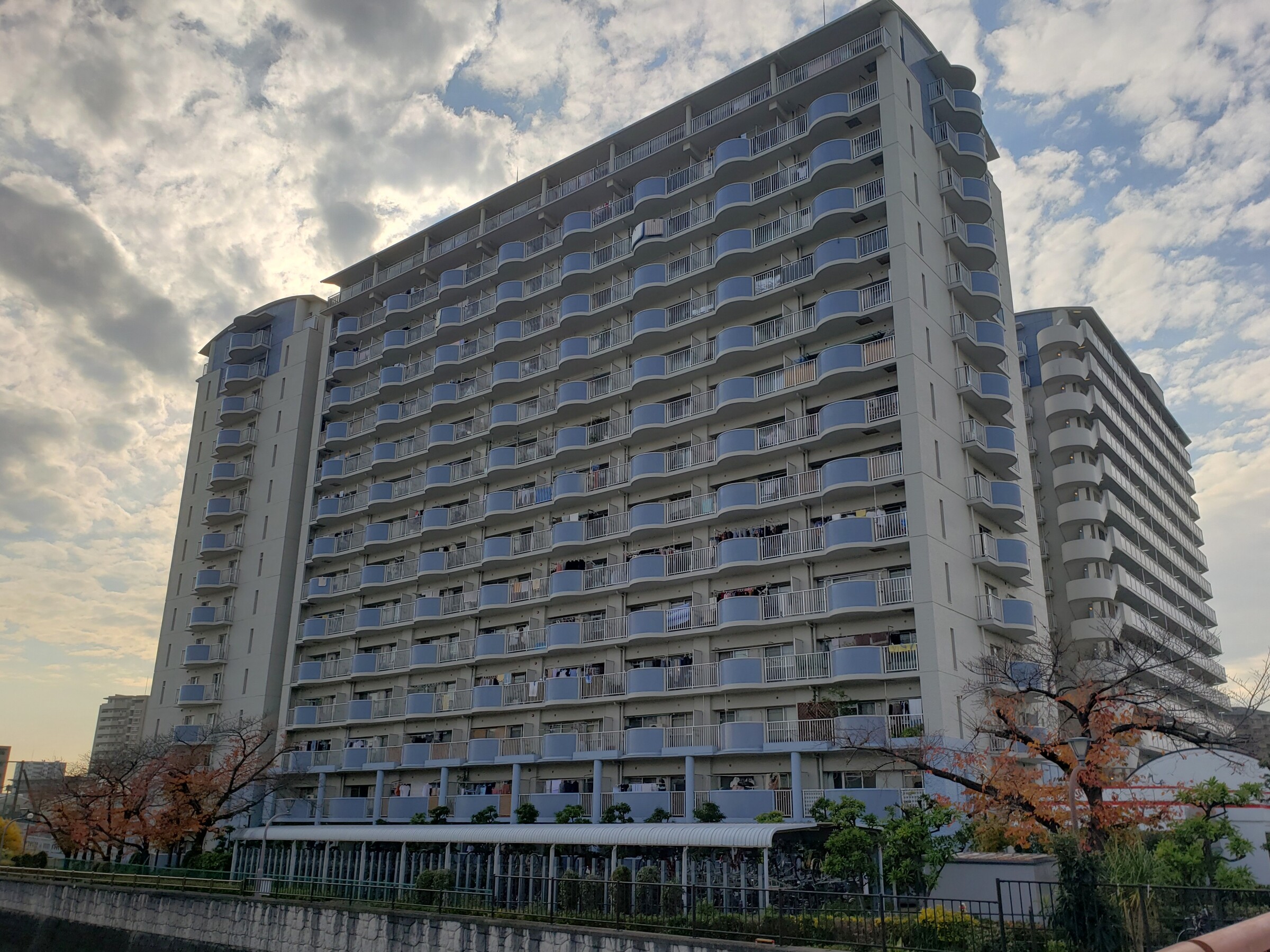 ファミールハイツ城東-h