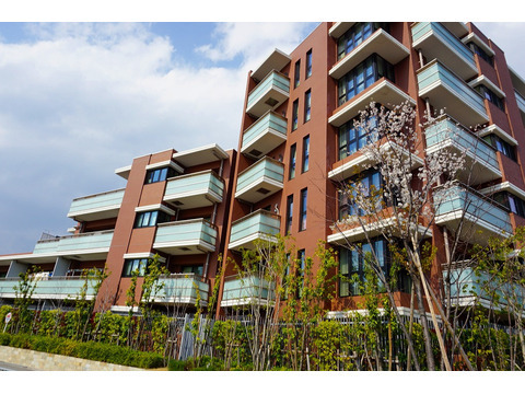 ライオンズ苦楽園グラングレイド -h