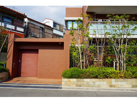 ライオンズ苦楽園グラングレイド -h