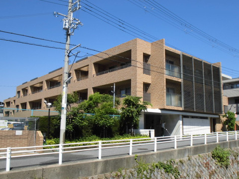 ジオグランデ岡本