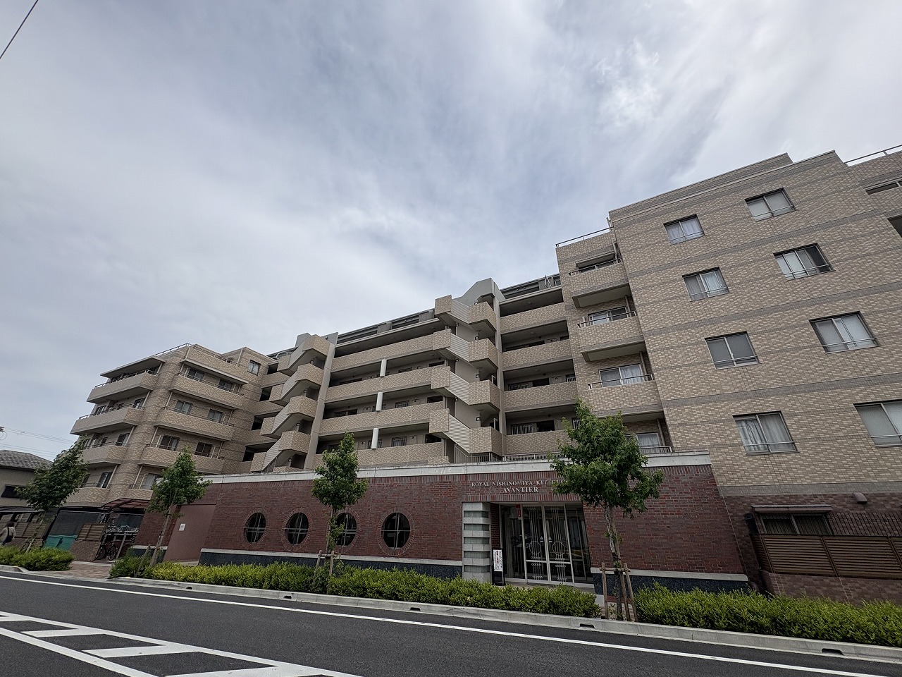 ロイヤル西宮北口アバンティエ-h