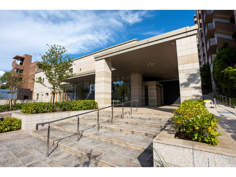 ジオ千里中央 -h