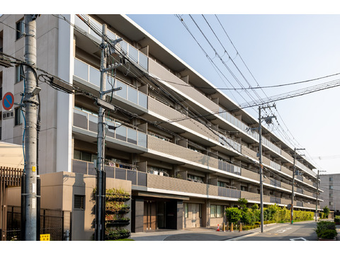 ウエリス吹田山手町ウエスト