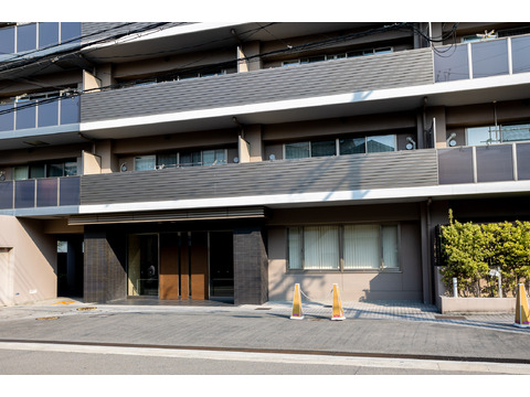 ウエリス吹田山手町イースト-h